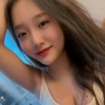 豐滿上圍 纖腰大奶 清純臉蛋 淫蕩內心