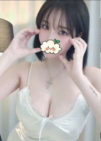 爆乳女郎 軟軟的 很Q彈