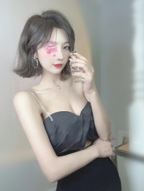 外表清純可愛古靈精怪鄰家小妹妹  皮膚滑嫩白皙 很騷